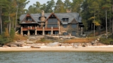 What Celebrities Live in North Carolina